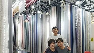 동대문커튼으로 유명한 가족끼리 직접 운영하는 다모아커텐 업체 눈길