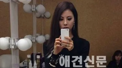 모든 女 부러워할 복근...조수용 열애설 부인 박지윤, 거울 보면 찰칵