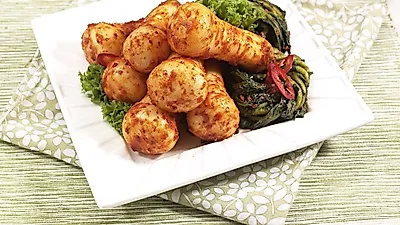 아삭한 식감의 '총각김치 요리', 총각김치볶음밥 만드는 법은?