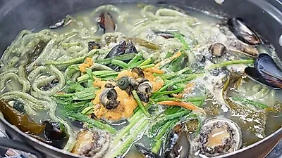 제주 우도 맛집, 보말칼국수로 유명한 '우도 해녀식당'
