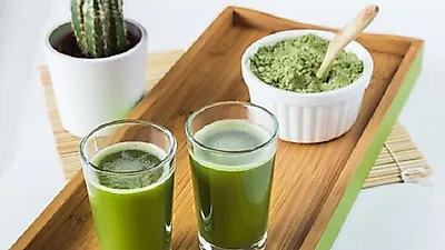 차세대 영양식품으로 주목받는 스피루리나, 노화 방지에 좋은 이유는?...부작용에 주의하세요