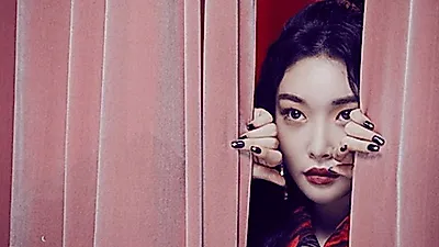 [스타☆톡] '벌써 12시' 청하, 지난주 매니저와 함께한 '뮤직뱅크' 앵콜무대 큰 인기... 오늘 1위 공약은?