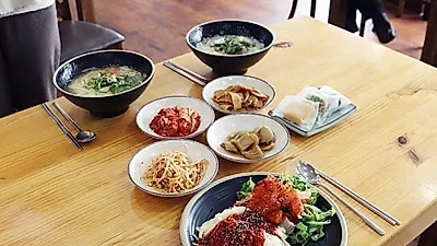 제주공항 근처 용두암 맛집 '제주 해녀국수', 신선한 해산물 재료 사용한 향토음식 선사