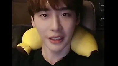 [스타☆톡] '로맨스는 별책부록' 이종석, 드라마 촬영 중 SNS 해킹 "이러지 마세요" '화들짝'