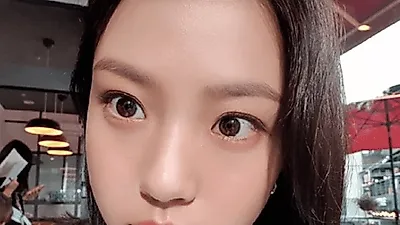 고민시 나이? 초근접샷도 굴욕 없는 미모..."김종국, 차 한잔 할까요" 설렘 물씬