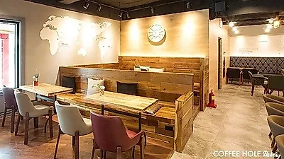 카페프랜차이즈 '커피홀' 가구지원으로 초기커피창업비용 낮춰..