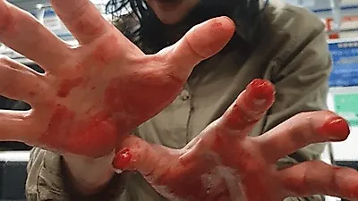 '유령을 잡아라' 문근영, 무시무시한 촬영현장 공개…"피 분장만 하면 신나는 유령이"