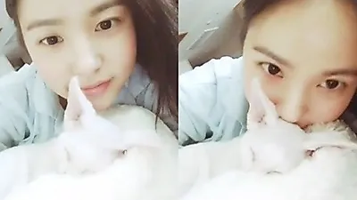 민효린, 반려묘에 사랑스러운 입맞춤 '심쿵'