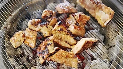 강릉 맛집 '풍년 갈비', 경포대 여행객들 식욕 자극하는 국내산 양념돼지갈비 맛의 비밀은?