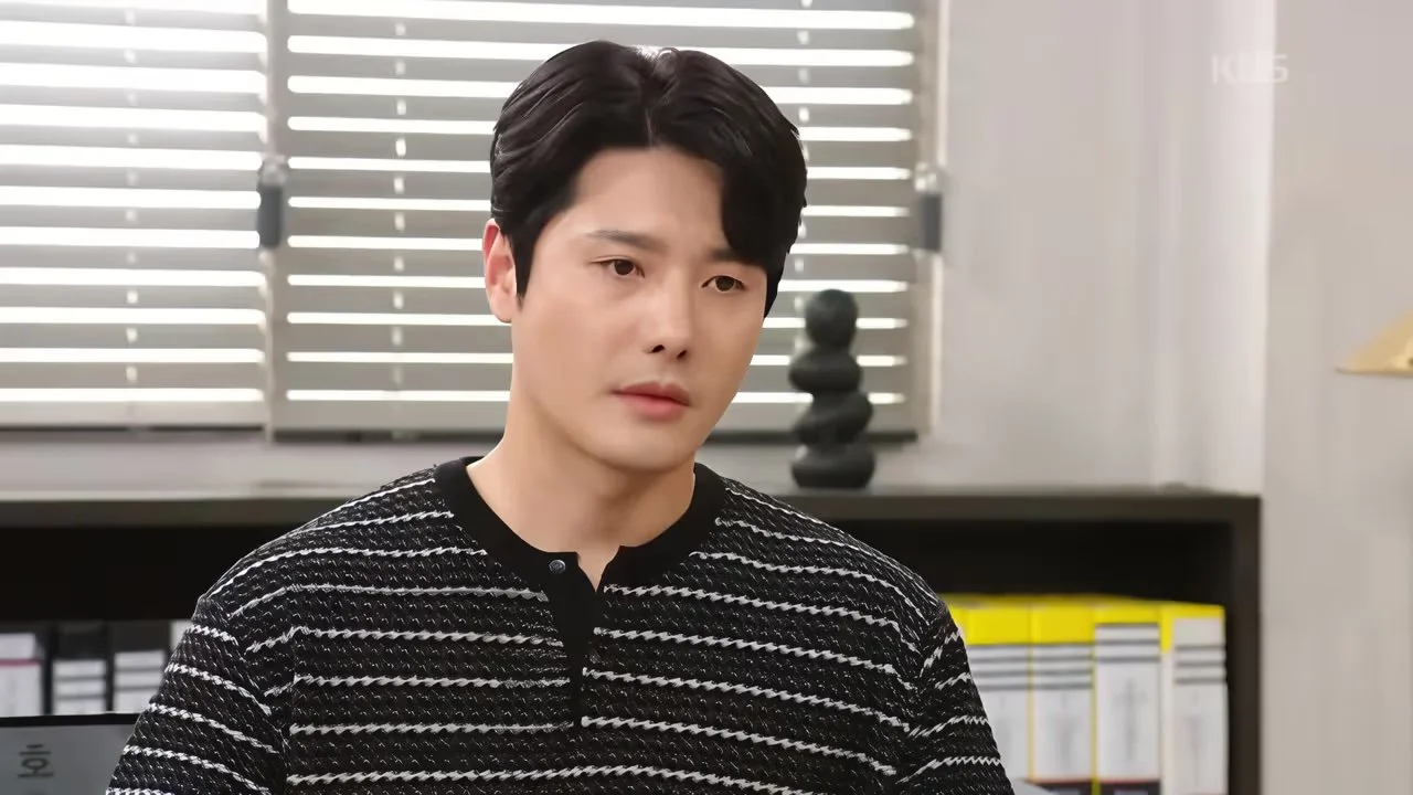 윤종훈이 KBS 드라마 '기쁜 우리 좋은 날' 장면에서 정윤을 설득하고 있다. — YouTube: KBS Drama