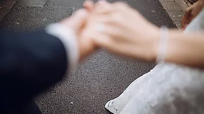 [☞핫키워드] 세기의 커플 슈뢰더 김소연, 결혼에 골인하기까지 무성했던 잡음들…페이스북 루머, 소송 등