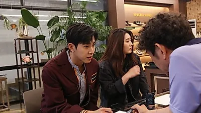 동방신기 유노윤호 '성수 수제화 신기 캠페인' 참여 1호 스타