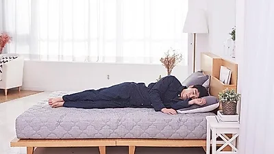 하루 삼분의 일 차지하는 침대, '편한잠 바닥매트리스'로 편안한 숙면 가능해 … "불만족 시 100% 환불"