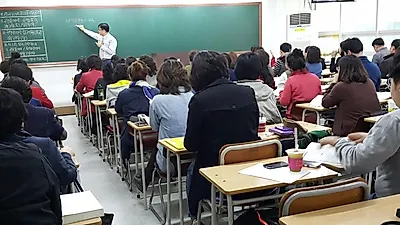 공부 방법만 알면 된다 '공전무' , 공인중개사 무료강의로 합격수기 이어져