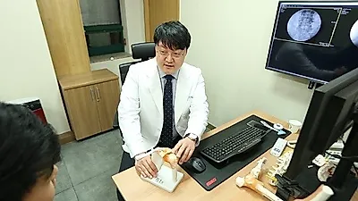 잘못된 자세유지로 인한 이상증상, 도수치료가 도움돼