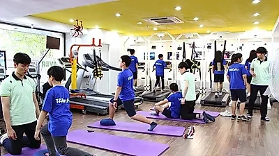 바른자세와 키성장을 동시에, 토탈성장클리닉 톨앤핏의 자세 체형 교정운동