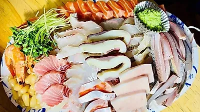 노량진수산시장 맛집 경성상회, 가을제철 전어모듬회 인기로 북새통