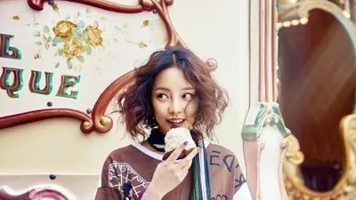 구하라 파리 화보 '귀여움 그 자체'