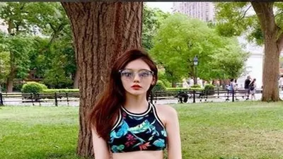 심소영, 비키니 입은 채 잔디밭에서 인증샷 '눈길'...무슨 일이