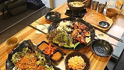 성수동 맛집 '위풍당당 족발' 잡내없는 쫄깃한 식감으로 차별화된 맛 선보여