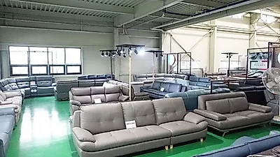 유명가구브랜드 인천 창고형가구할인매장 페다소파, 새상품 70%할인 프로모션 진행