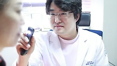 폭염으로 올라온 기미 잡티, 정확한 진단을 통해 치료해야