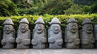 [국내 봄 여행지 추천] 3월 제주도 여행 코스로 가볼만한 곳부터 여행 준비물까지 알아보자!