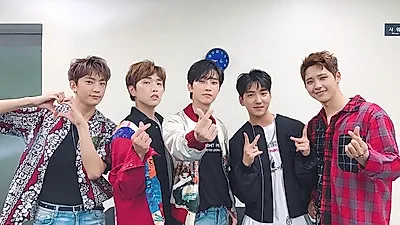 "열정의 레드 포인트" 롯데 패밀리 콘서트 'B1A4' 흥나는 무대