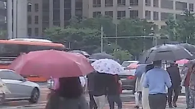 천천히 북상하는, 밤에 전국 확대..시설물 관리-안전사고 유의 요망