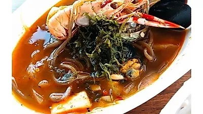 제주도 우도맛집 섬소나이, 우도특산물 톳과 모자반 들어간 짬뽕과 피자 선보여