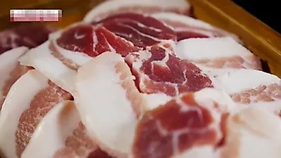 수영맛집 '개나리식당' 추억의 맛 대패삼겹살 제공