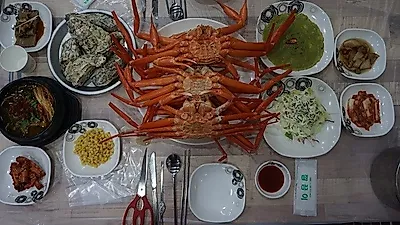 주말 가까운 춘천여행, 여행의 마무리는 춘천대게 홍게좋은날에서 푸짐하게 즐겨보자