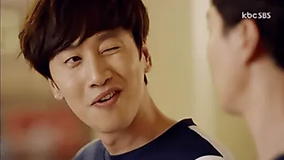 투렛증후군 증상 무엇? 나도 모르게 눈 깜박이고 이상한 소리..`괜찮아 사랑이야` 이광수 연기