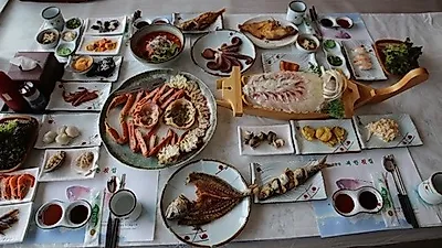 대게를 먹으면 회를 서비스로 받게 되는 속초 횟집, 북한횟집