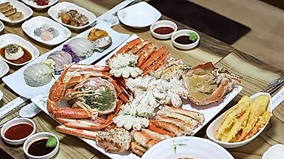 속초 여행 코스 맛집 동명항 왱왱대게찜