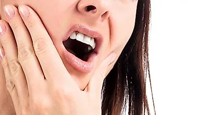 사랑니 발치 후 식사는 부드러운 음식이 좋아...사랑니 구멍에 음식물 끼지 않도록 조심
