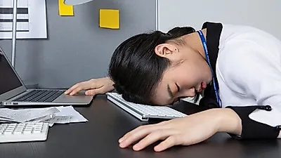 우울감·무기력함 계속된다면, '번아웃 증후군' 의심…번아웃 증후군 증상과 극복방법은?