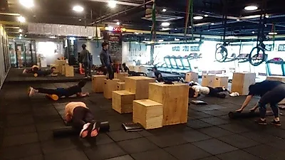 "연말 술자리로 찐 살 해결"... 삼산동PT 고강도다이어트짐