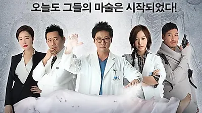 "할 줄 아는 건 글쓰기 뿐" '킹덤' 김은희 작가, '시그널', '유령' 등 전작 살펴보기