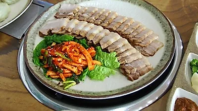 안면도 꽃지해수욕장 '힐링' 여행, 해물 칼국수 맛집은 '식도락' 코스