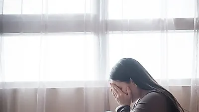 우울함을 지속적으로 느끼는 우울증 초기 증상을 알아보자