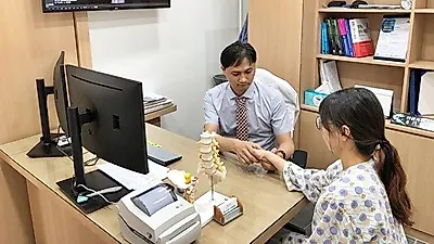 시큰하고 저린 손목통증이 발생한다면 손목터널증후군 의심해야