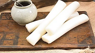 [☞핫키워드] 농업인의 날 VS 빼빼로데이?...트와이스가 팬들에게 가래떡 선물한 사연