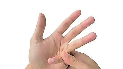 '손가락 뚜둑' 관절 꺾기, 건강에 좋을까?