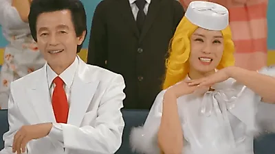 허경영, 나이 26세 연하 가수 최사랑 누구? "롤스로이스 함께 타"