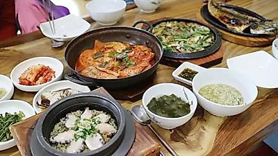 아름다운 제주도 가볼만한 곳과 함께 즐기는 향토음식, 제주도 성산일출봉 맛집 '종달수다뜰'