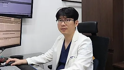 점차 거동이 힘들어지는 관절운동, 퇴행성 무릎관절염 조기치료 중요해