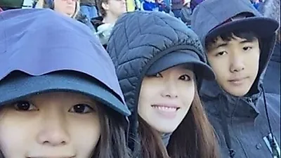 하희라 딸 미모 어느 정도길래? '충격' 연예인 능가하는 외모로 화제… 하희라 리즈 시절 똑닮아