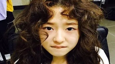 박혜수, 뽀글 머리한 인형...'요정이 따로 없네~'