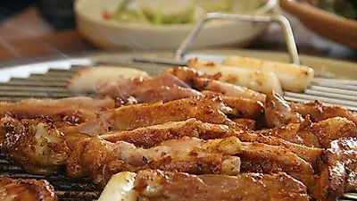 춘천 닭갈비 맛집, 신북읍 샘밭길의 원조 '강산숯불닭갈비'